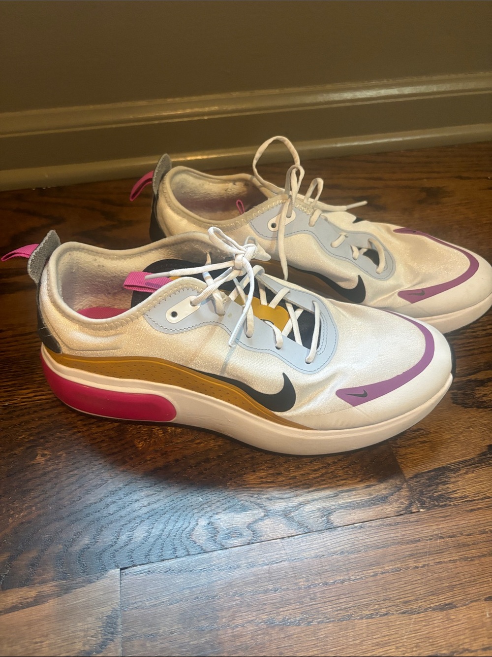 Nike Airmax sneakers